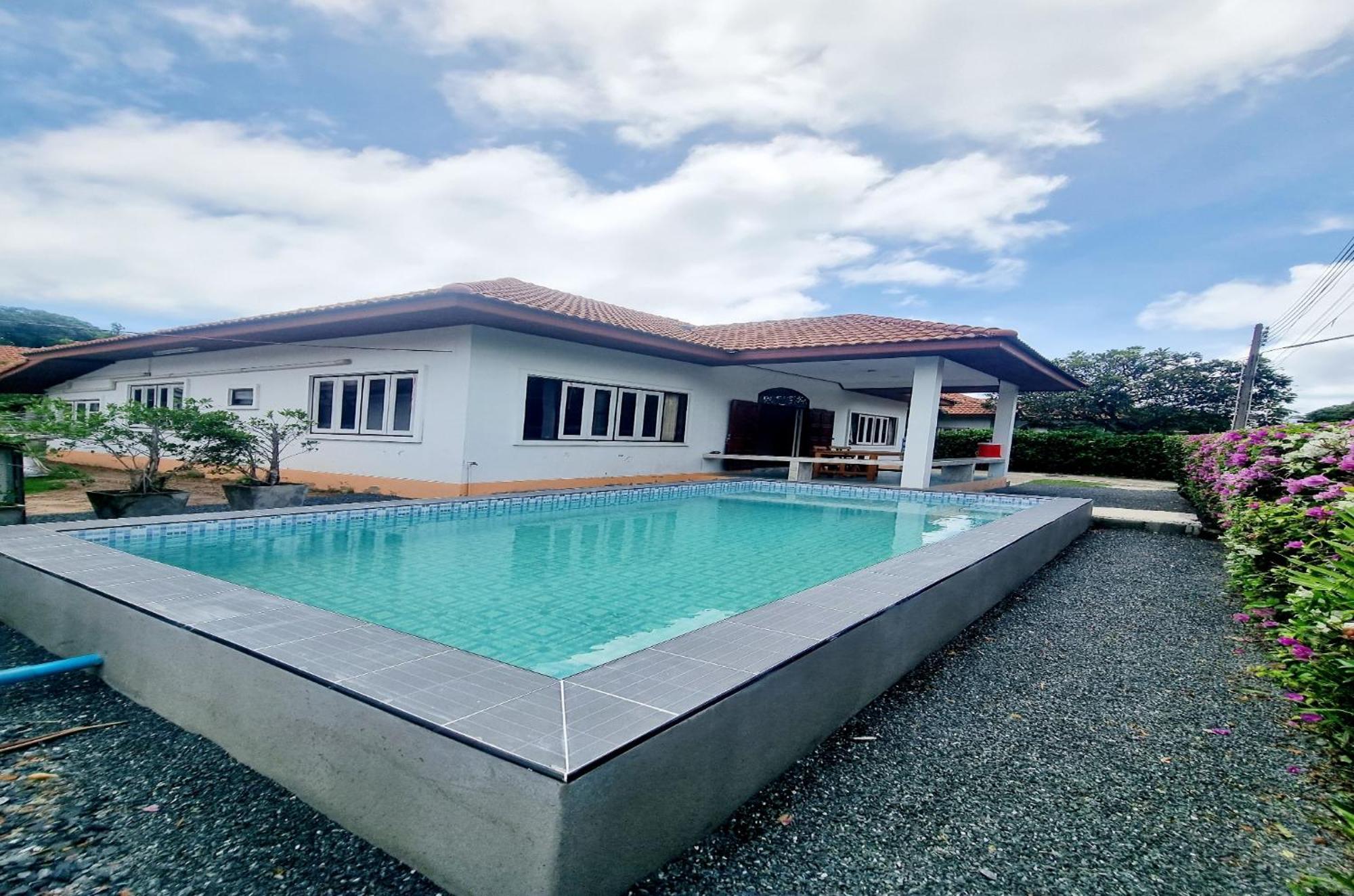 Mae Rampung Beach House Pool Villa 罗勇 外观 照片